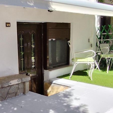 Ευρύχωρο Και Άνετο Διαμέρισμα Στην Ιτέα Joanna'S Apartment Kirra Kültér fotó