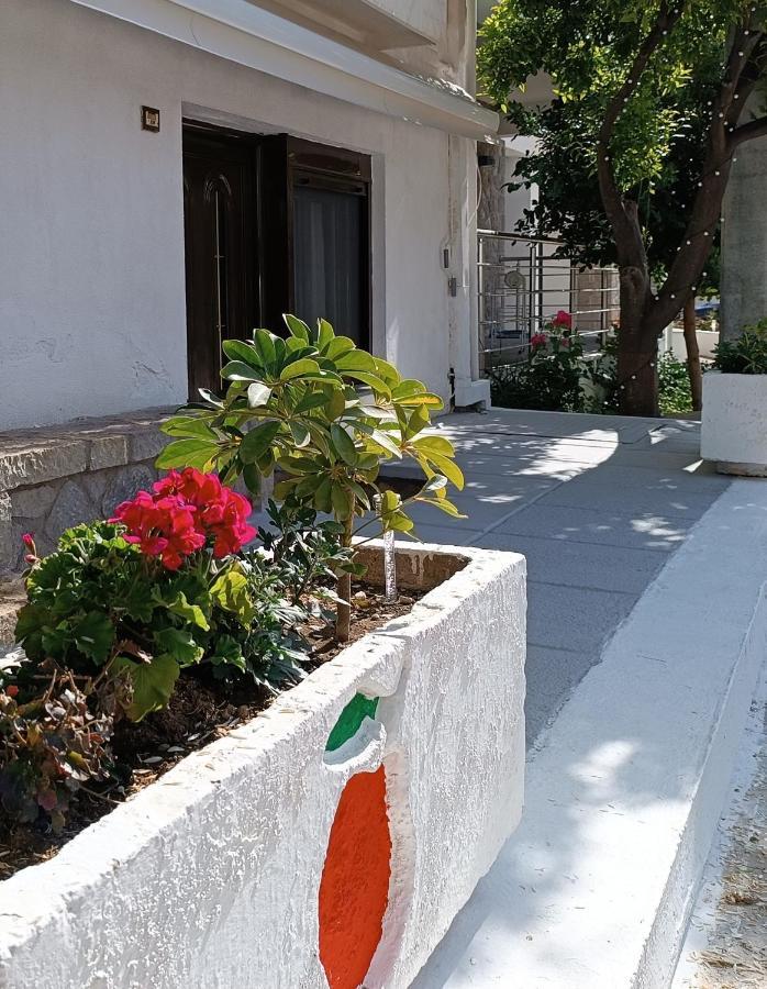 Ευρύχωρο Και Άνετο Διαμέρισμα Στην Ιτέα Joanna'S Apartment Kirra Kültér fotó