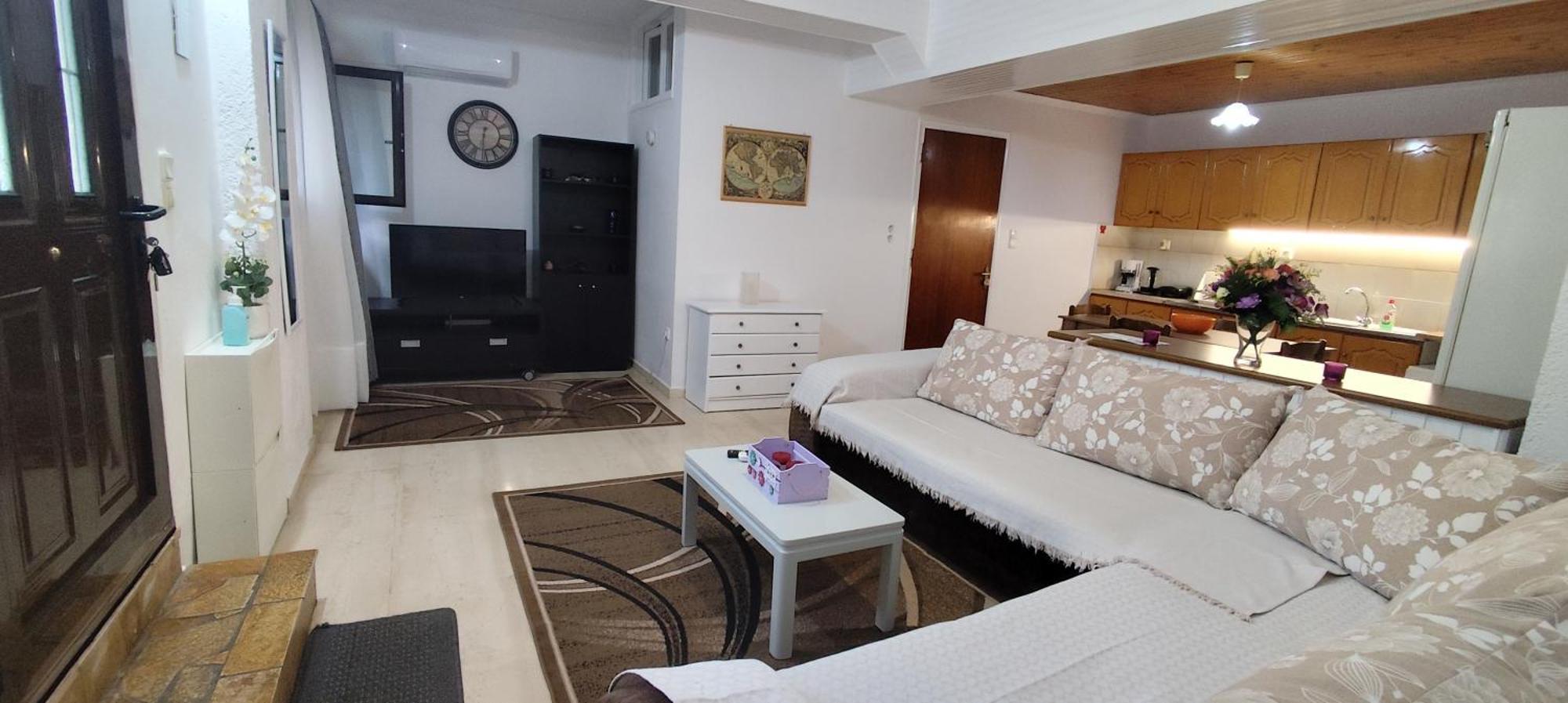 Ευρύχωρο Και Άνετο Διαμέρισμα Στην Ιτέα Joanna'S Apartment Kirra Kültér fotó